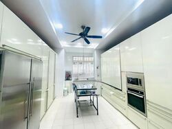 Sims Avenue East (D14), Detached #461379521
